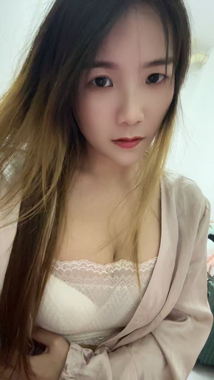 四川乐山小少妇29岁/158，夜场上班，5天1w，特别听话，满足一切需求，不接受多人