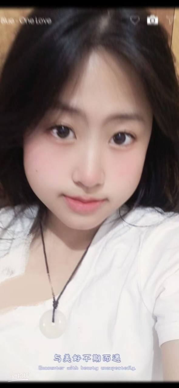 山东潍坊18岁女学生，找金主爸爸，小圈，玩得开，爱撒娇，可以sm，巨蟹座