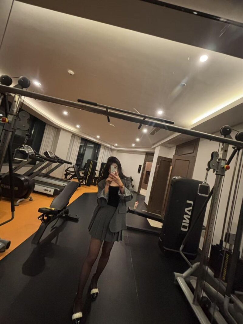 宁夏中卫市25/168，对老板有什么要求：不油腻不变态不强势不暴力不拍视频，（教师）温柔体贴腿长腰细善解人意，回族，不乱搞！