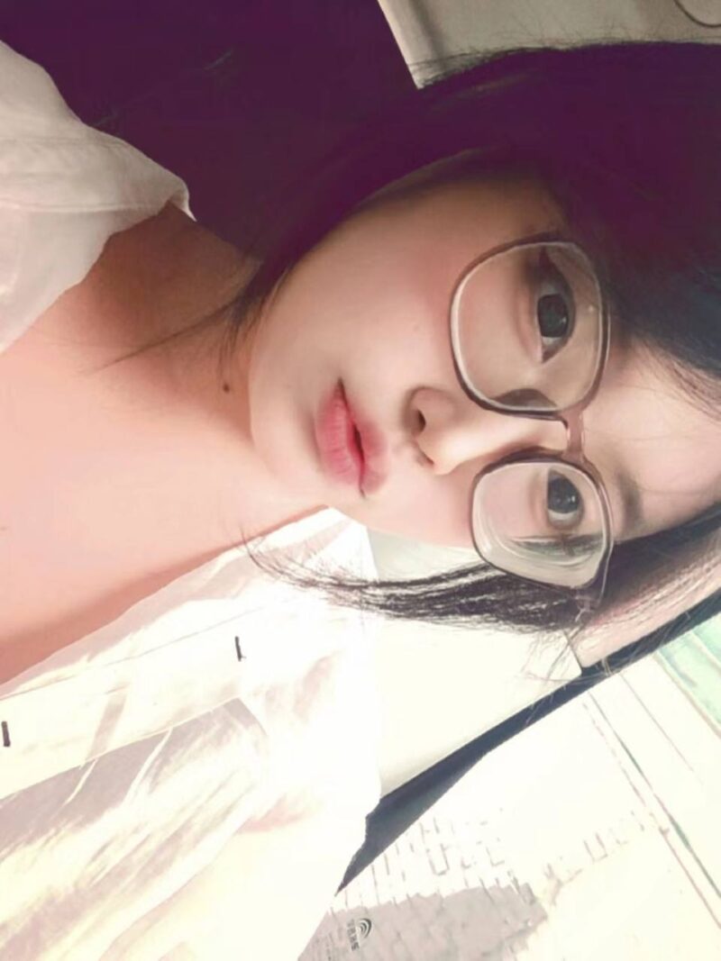 山西阳泉18岁/160，在校学生，能无套，月生活费极低只需3000
