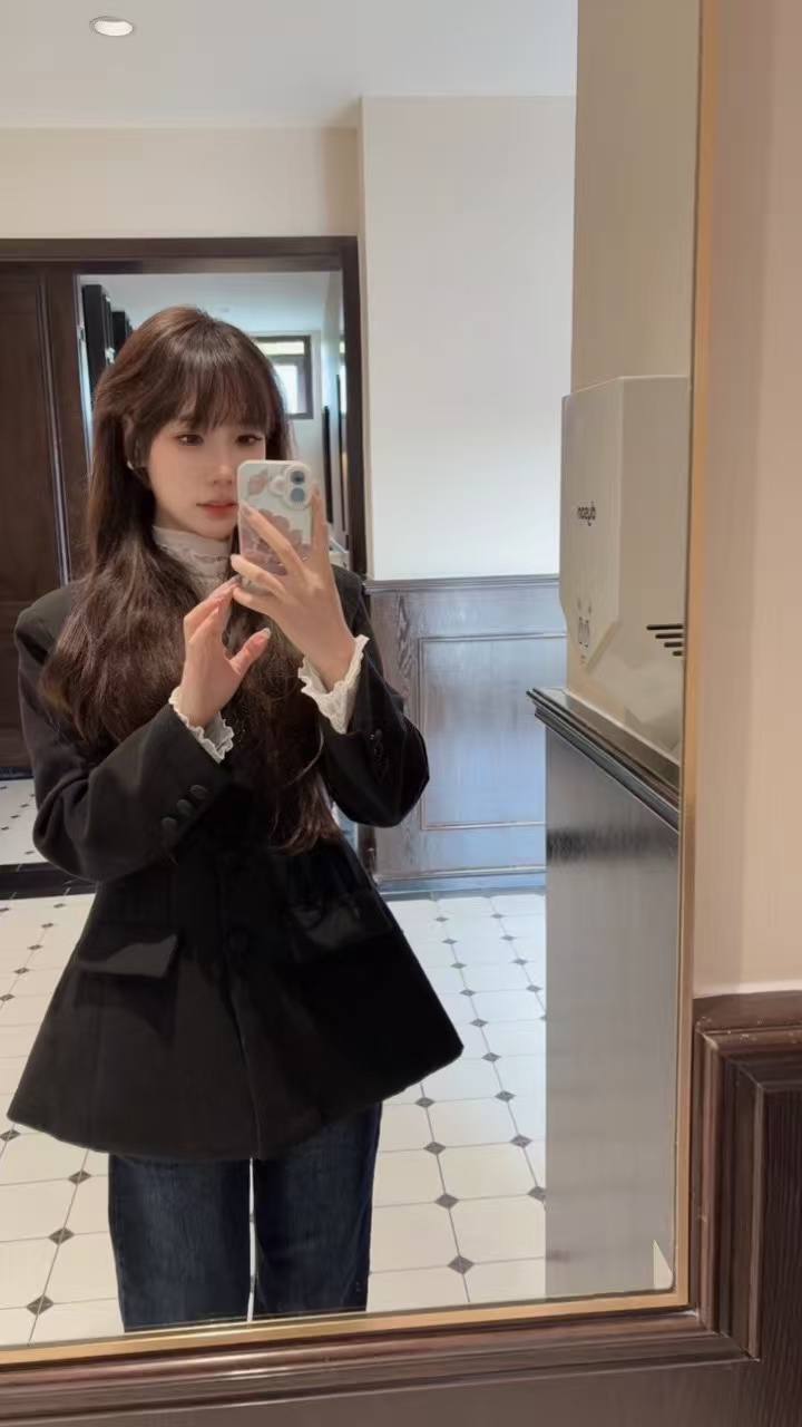 江苏徐州包养公务员，体制内工作，173高个女孩