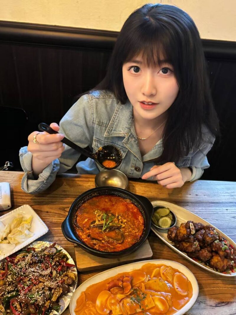 福建福州包养女大学生，希望有感情